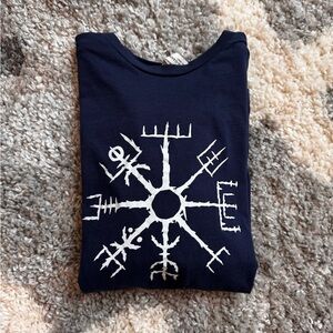 Icelandic wayfinder shirt women’s medium Bella canvas